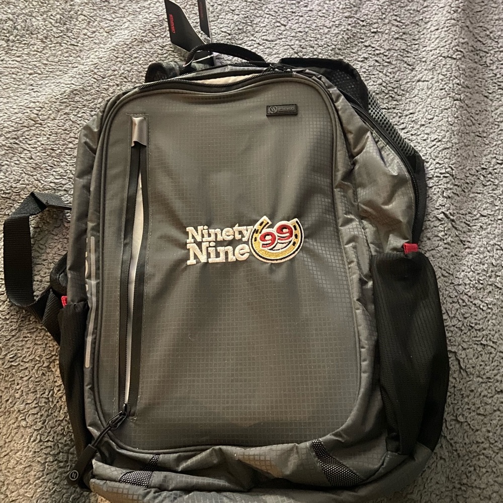 backpack never used with tags